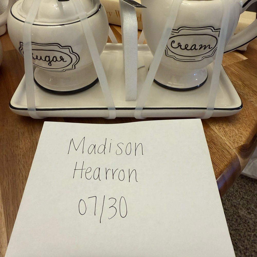 Rae Dunn Sugar and Cream Set